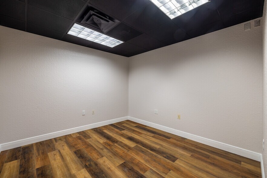 More Photos Of 255 Fortenberry Rd, Merritt Island Medical For Sale