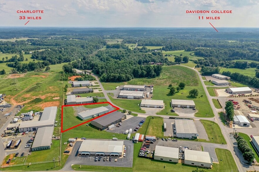More Photos Of 197 Pit Rd, Mooresville Warehouse For Sale