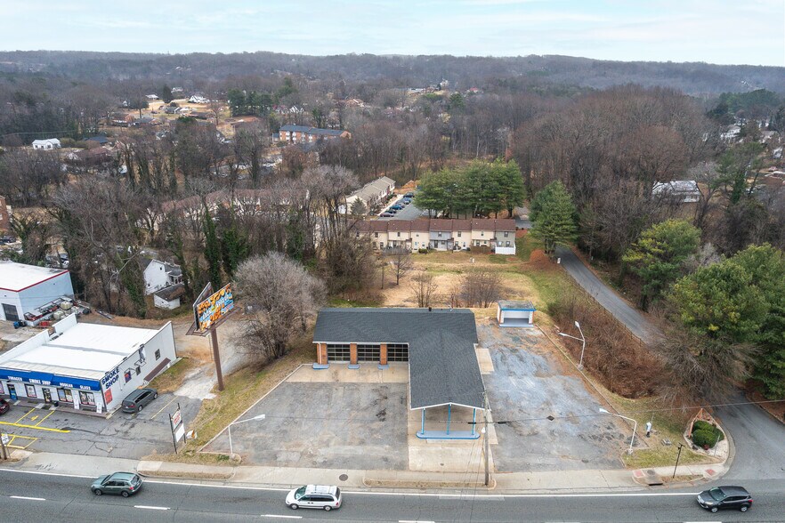 More Photos Of 4927 S Amherst Hwy, Madison Heights Specialty For Sale