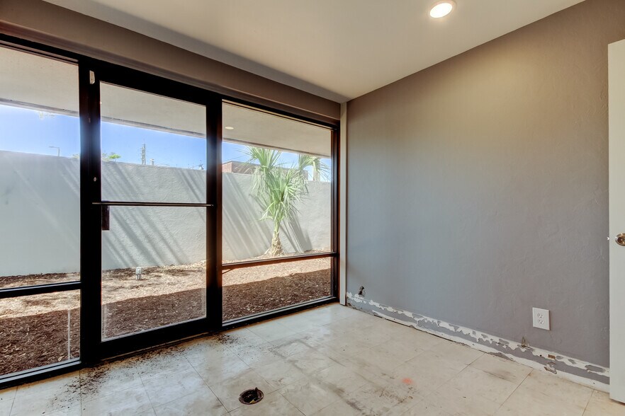 More Photos Of 7603 Seminole Blvd, Seminole Medical For Sale