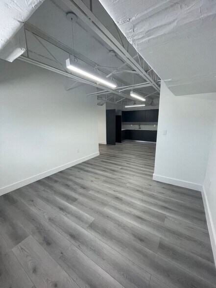 More Photos Of 777 NE 125th St, North Miami Storefront For Lease
