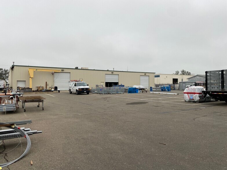 More Photos Of 3850 Happy Ln, Sacramento Warehouse For Lease