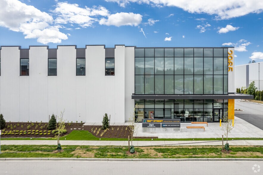 More Photos Of 2965 188 St, Surrey Distribution For Lease