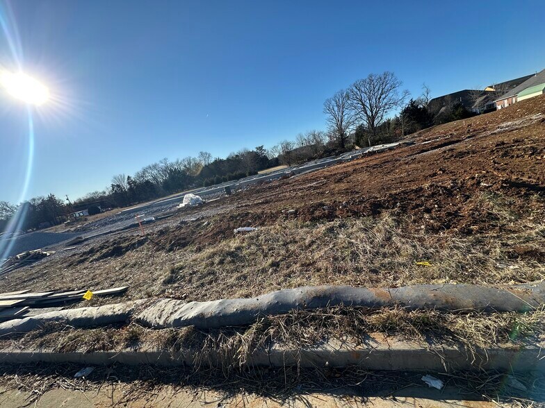 Primary Photo Of 853 Medical Pk, Smyrna General Retail For Sale