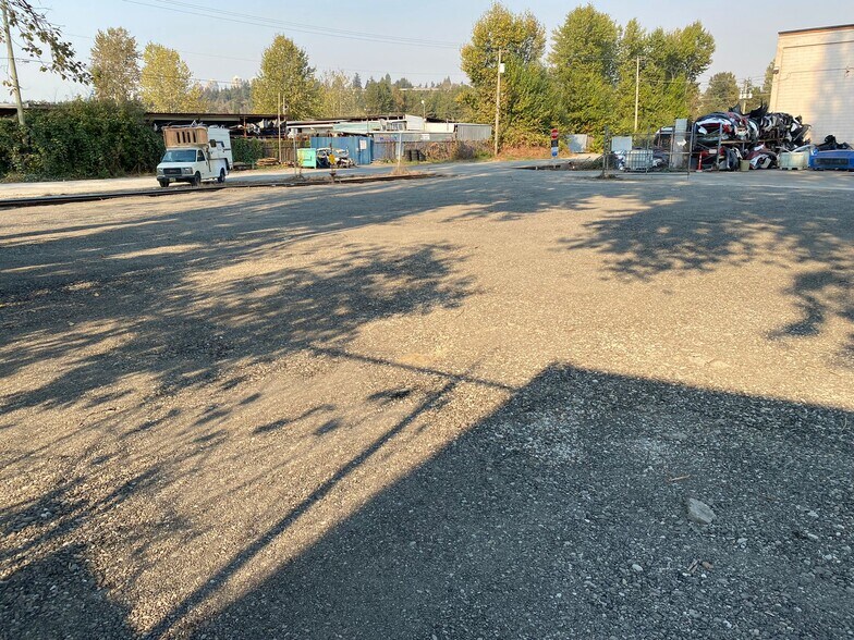 More Photos Of 8321 Willard St, Burnaby Land For Lease