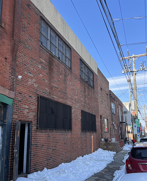 More Photos Of 2008-2010 S 13th St, Philadelphia Industrial For Sale