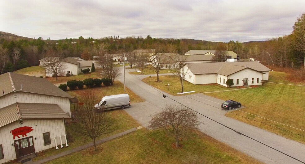 More Photos Of 867 Route 12, Westmoreland Flex For Lease