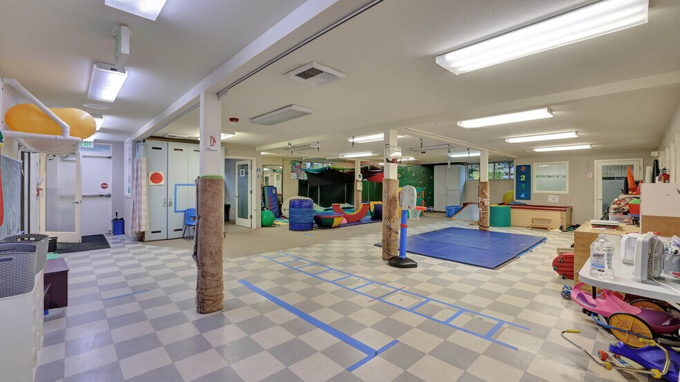 More Photos Of 18504 Bothell Way NE, Bothell Medical For Lease