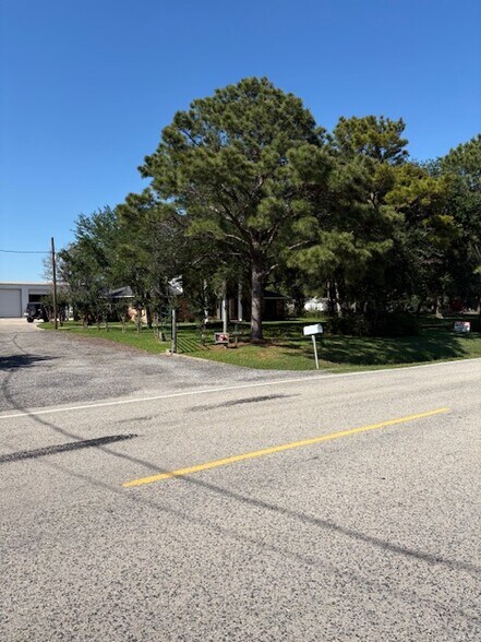 More Photos Of 11921 N L St, La Porte Warehouse For Sale
