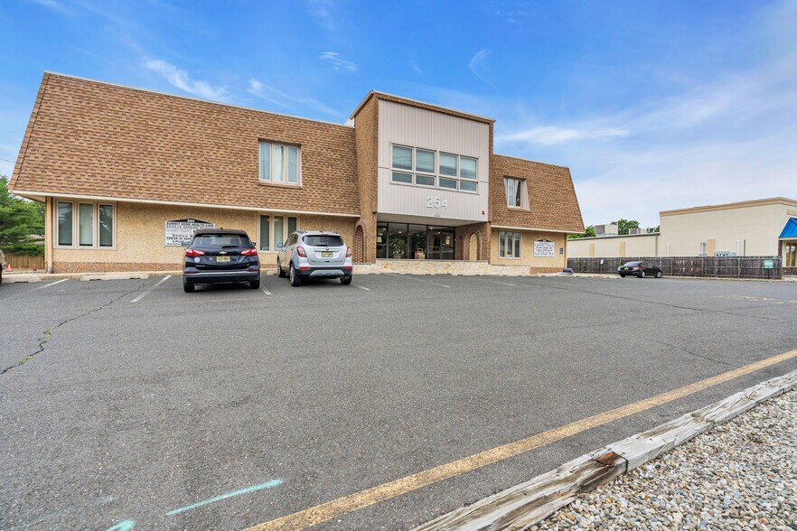 More Photos Of 254 Brick Blvd, Brick Medical For Lease