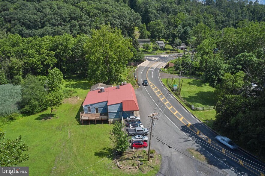 More Photos Of 9755 Easton Rd, Kintnersville Restaurant For Sale