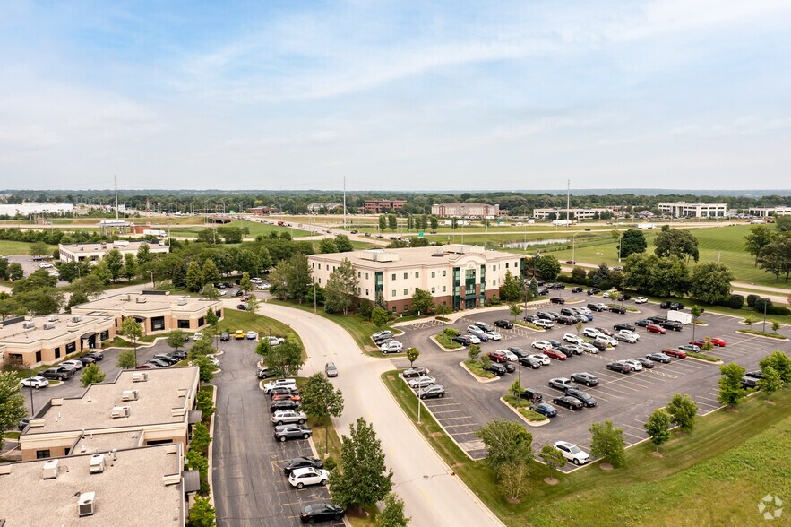 More Photos Of 1710 N Randall Rd, Elgin Medical For Lease