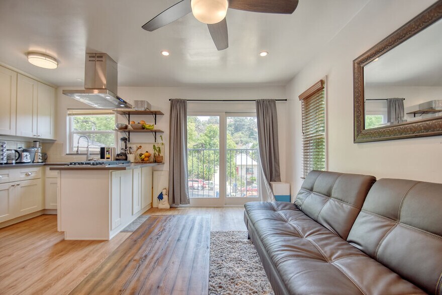 More Photos Of 1717-1721 Morton Ave, Los Angeles Apartments For Sale