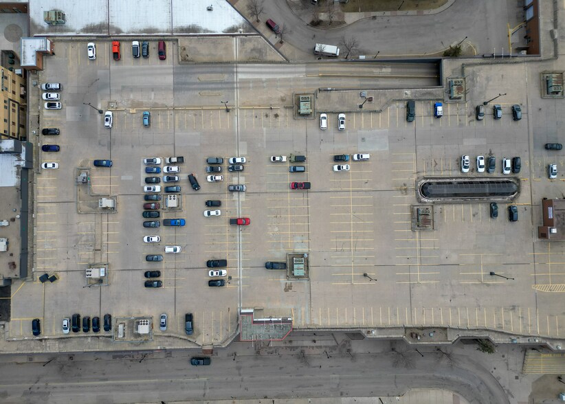 More Photos Of 1403 Central Ave, Prince Albert General Retail For Sale