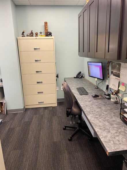 More Photos Of 2800-2820 Roosevelt St, Carlsbad General Retail For Lease