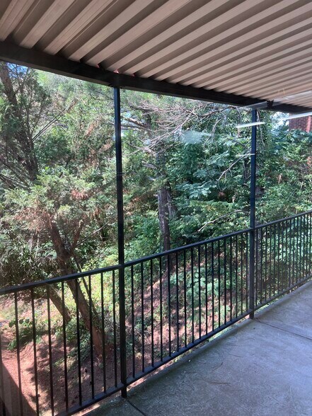 More Photos Of 4388 Sudderth Rd, Buford Warehouse For Sale