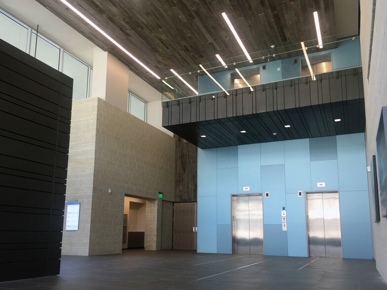 More Photos Of 545 E University Pky, Orem Office For Lease