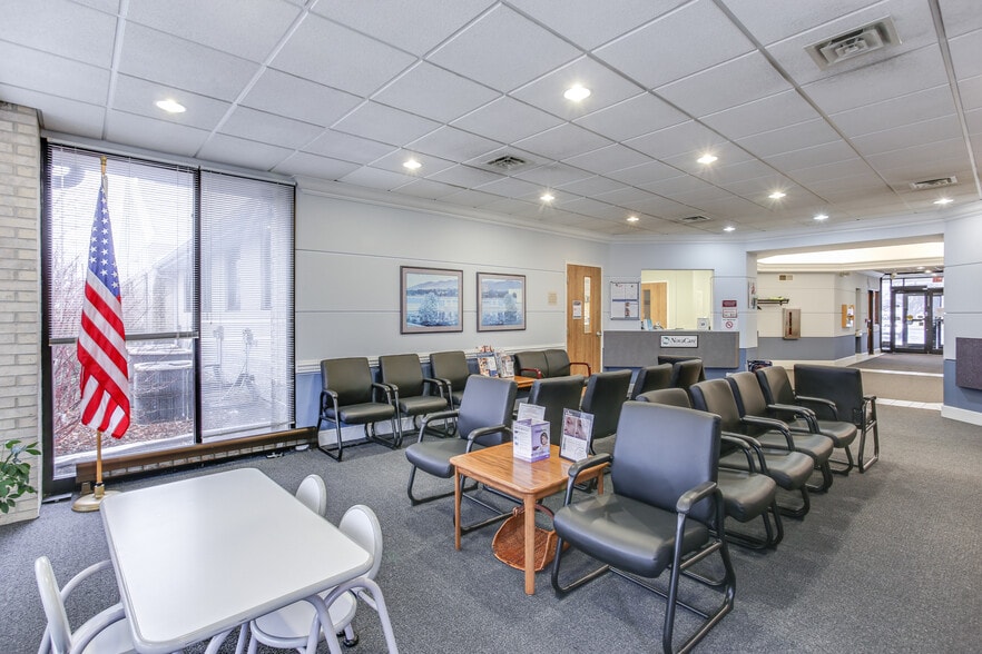 More Photos Of 7201 Green Bay Rd, Kenosha Medical For Lease
