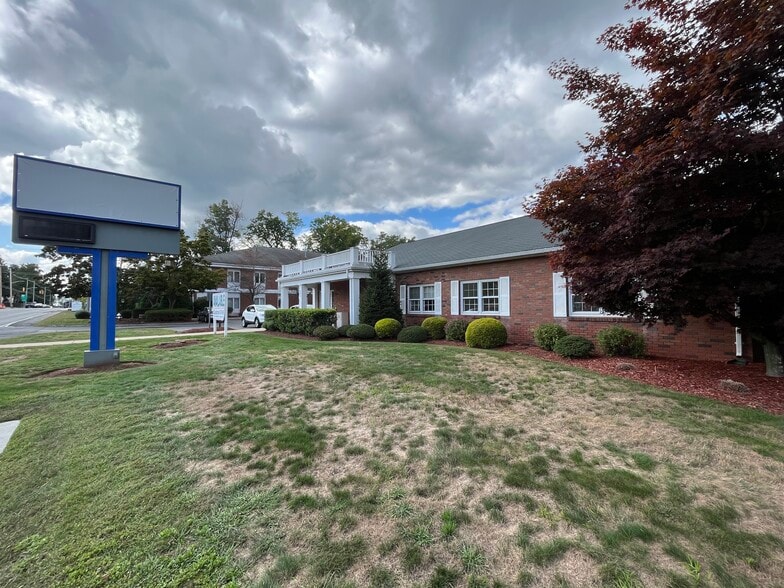 More Photos Of 494 Newton St, South Hadley Bank For Sale