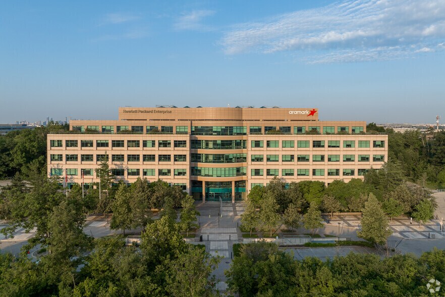 More Photos Of 5150 Spectrum Way, Mississauga Office For Lease