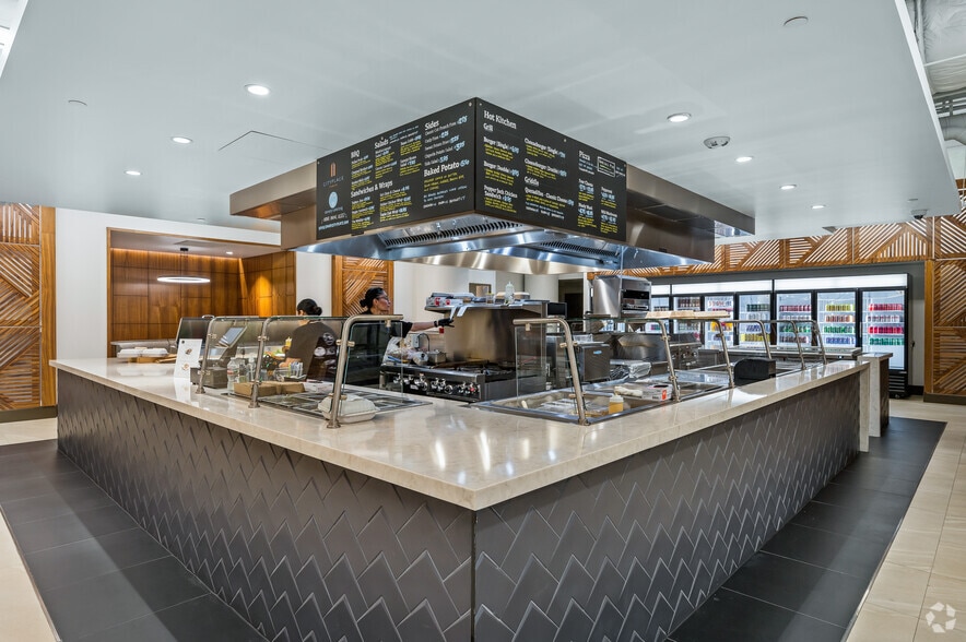 More Photos Of 2711 N Haskell Ave, Dallas Office For Lease