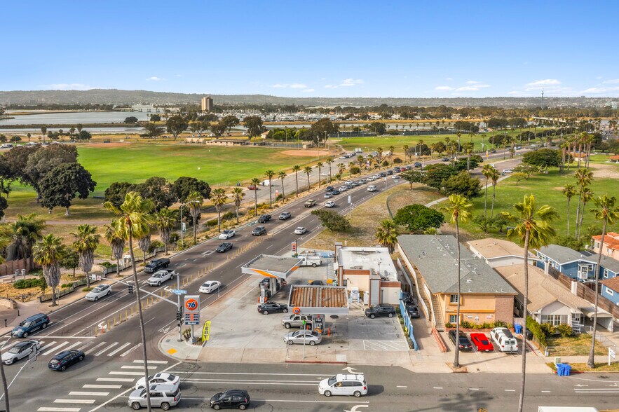 More Photos Of 2305 Sunset Cliffs Blvd, San Diego Freestanding For Sale