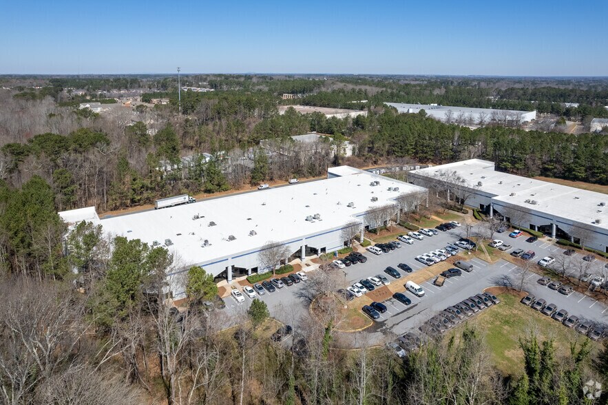 More Photos Of 5242 Royal Woods Pky, Tucker Unknown For Lease