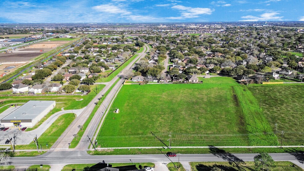 More Photos Of 0 Reading Rd, Rosenberg Land For Sale