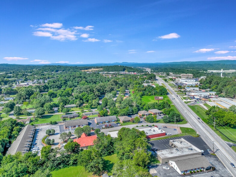 More Photos Of 6716 Heritage Business Ct, Chattanooga Office For Lease
