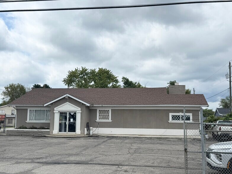 More Photos Of 2398 County Road 1, South Point Office For Sale