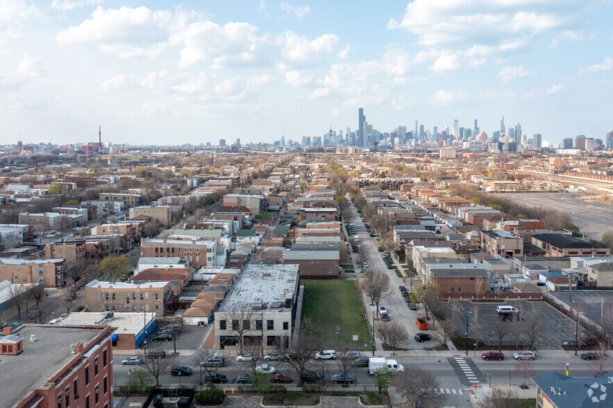 More Photos Of 540 W 35th St, Chicago Loft Creative Space For Sale