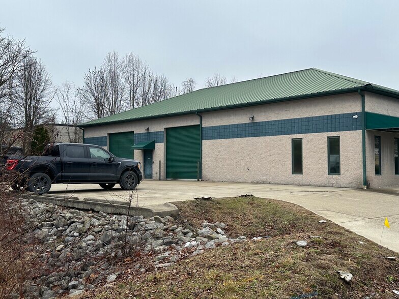 More Photos Of ,  Office For Sale