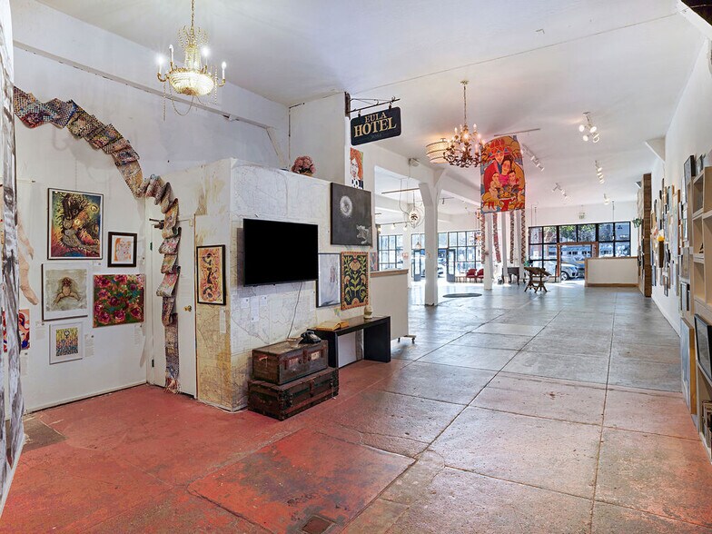 More Photos Of 593-599 Valencia St, San Francisco Storefront Retail Office For Sale