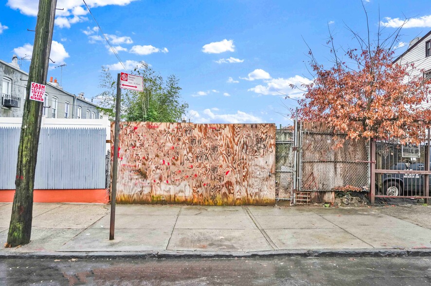 Primary Photo Of 104 Hill St, Brooklyn Land For Sale