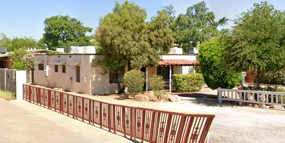 More Photos Of 2538 N 52nd St, Phoenix Multifamily For Sale