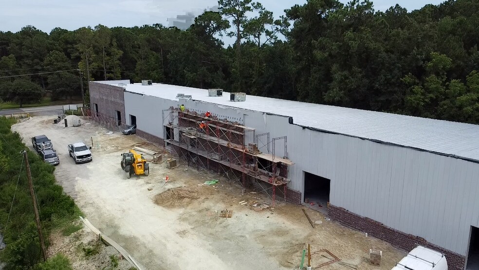 More Photos Of 2828 Clements Ferry Rd, Charleston Flex For Lease
