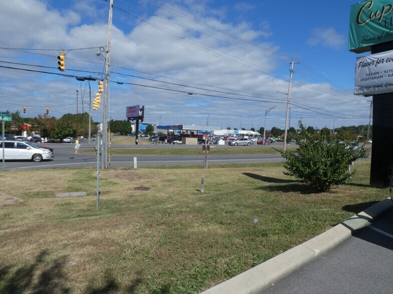 More Photos Of 4460 Keith St NW, Cleveland Freestanding For Sale