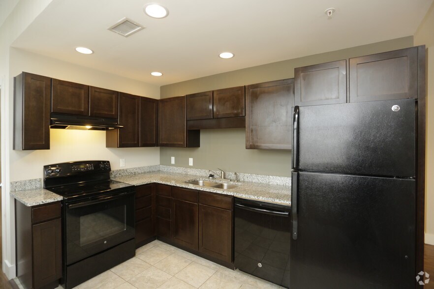 More Photos Of 759 Vermont Ave, Kansas City Apartments For Sale