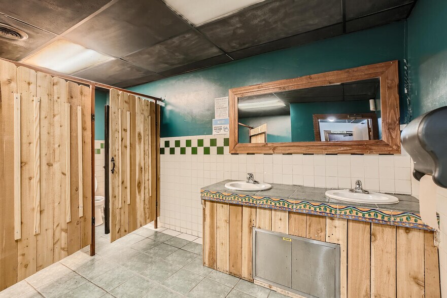 More Photos Of 9602 Spencer Hwy, La Porte Restaurant For Sale