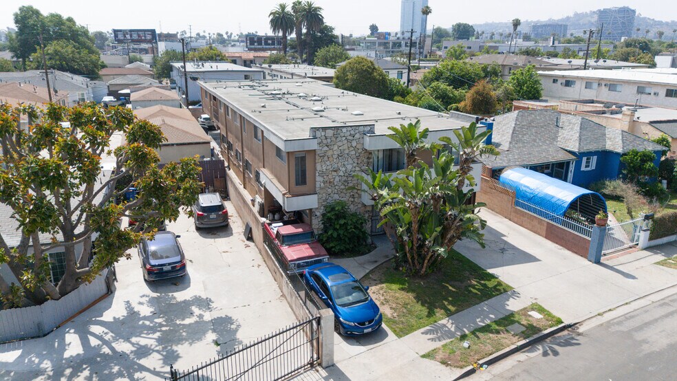 More Photos Of 2614 Garth Ave, Los Angeles Multifamily For Sale