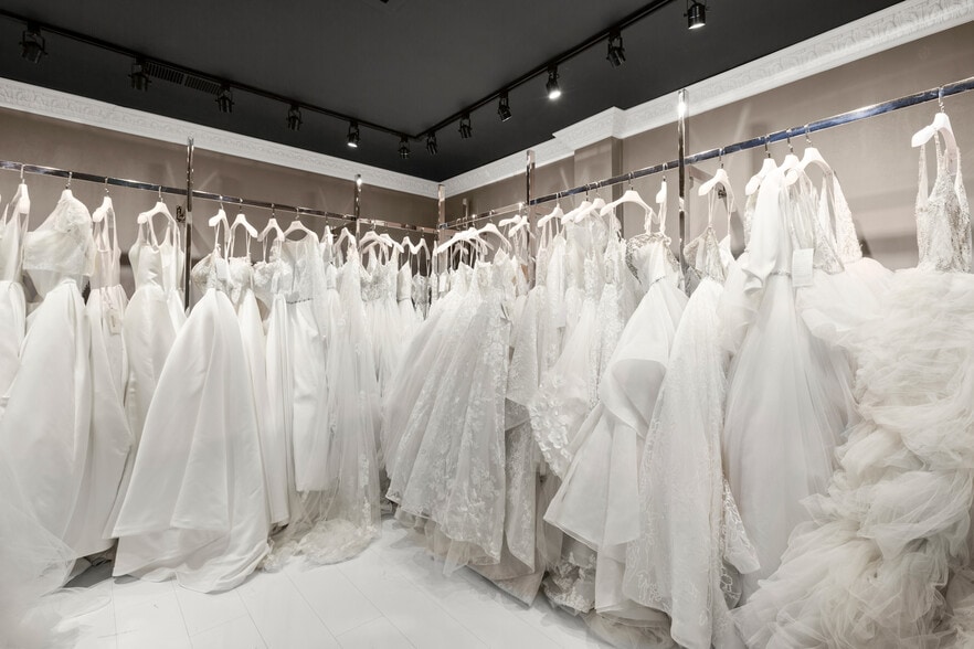 More Photos Of 7700 N Lamar Blvd, Austin Storefront Retail Office For Sale