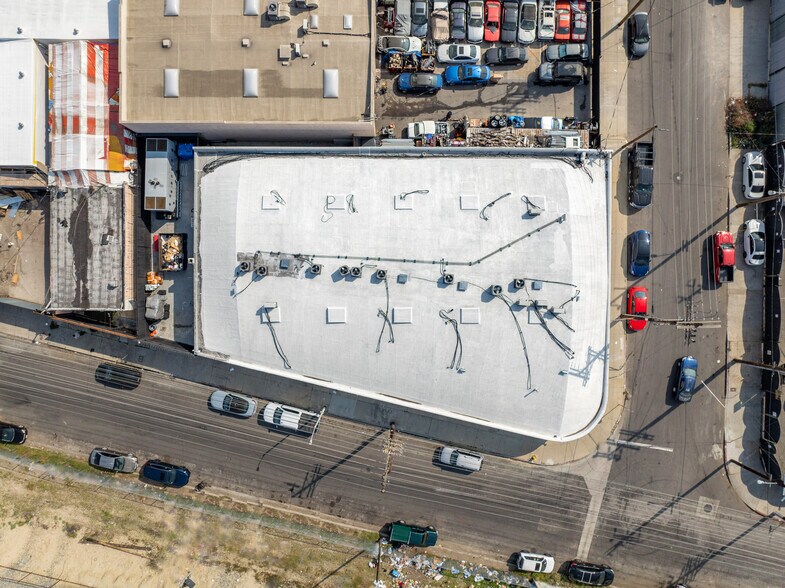 More Photos Of 7460 Varna Ave, North Hollywood Manufacturing For Sale