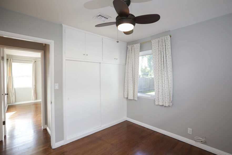 More Photos Of 456 N Batavia St, Orange Apartments For Sale