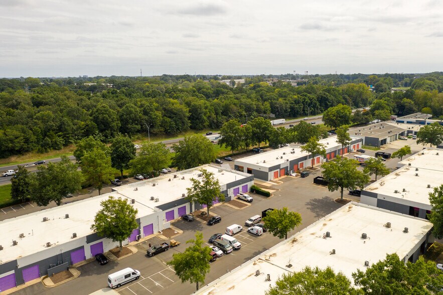 More Photos Of 4205 Stuart Andrew Blvd, Charlotte Light Distribution For Lease
