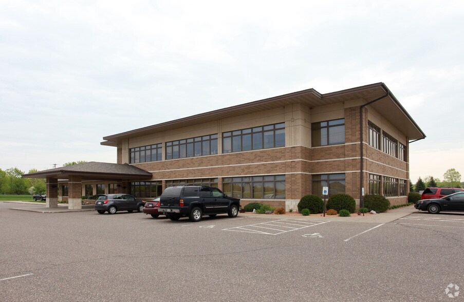 More Photos Of 744 Ryan Dr, Hudson Office For Lease