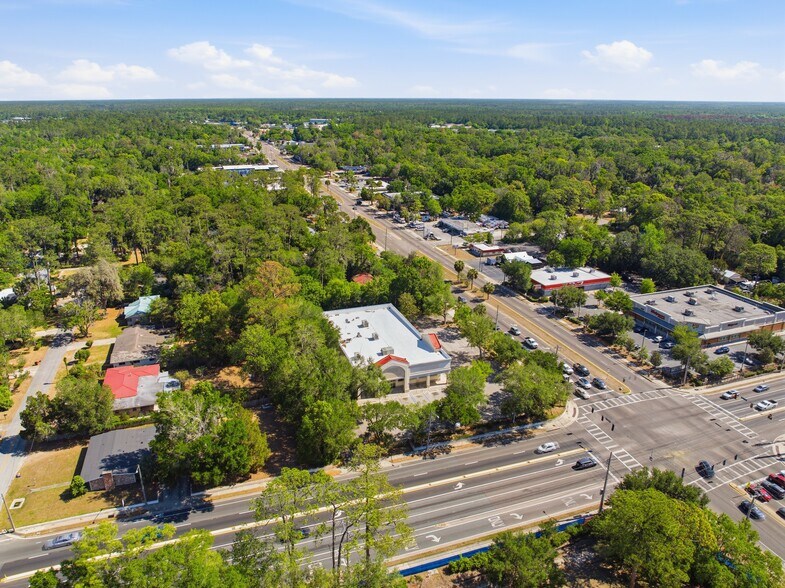 More Photos Of 3904 NW 13th St, Gainesville Drugstore For Lease