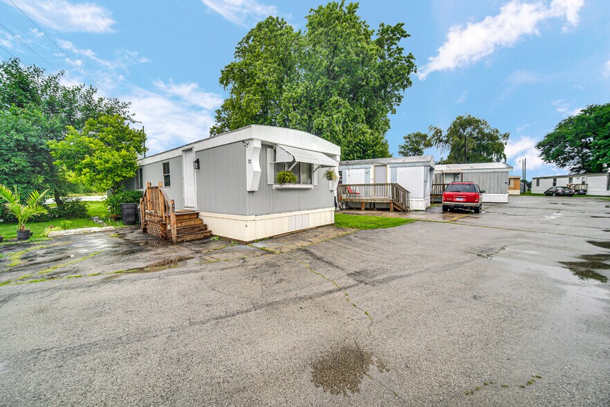 More Photos Of 10557 N State Route 50, Manteno Trailer Camper Park For Sale