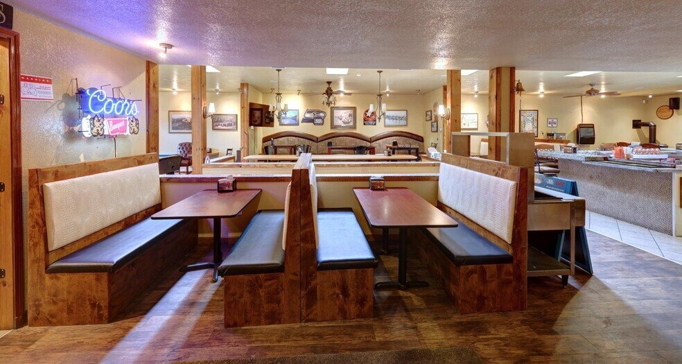 More Photos Of 1917 Pacific Ave, Long Beach Restaurant For Sale