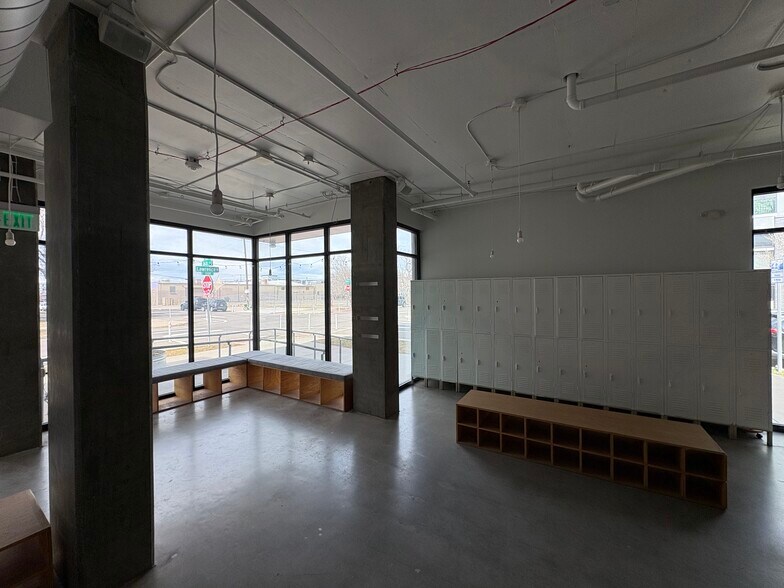 More Photos Of 2550-2590 Lawrence St, Denver Apartments For Lease