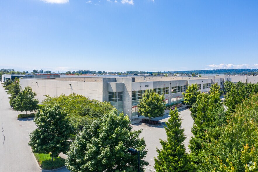 More Photos Of 8131 Wiggins St, Burnaby Warehouse For Lease